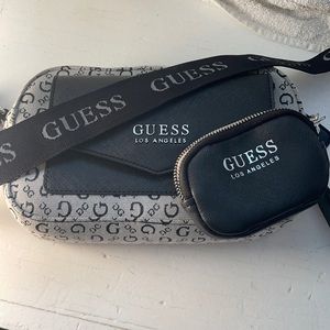 Guess crossbody
